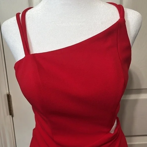 La femme Red Formal Dress Size 0 - Picture 12 of 13
